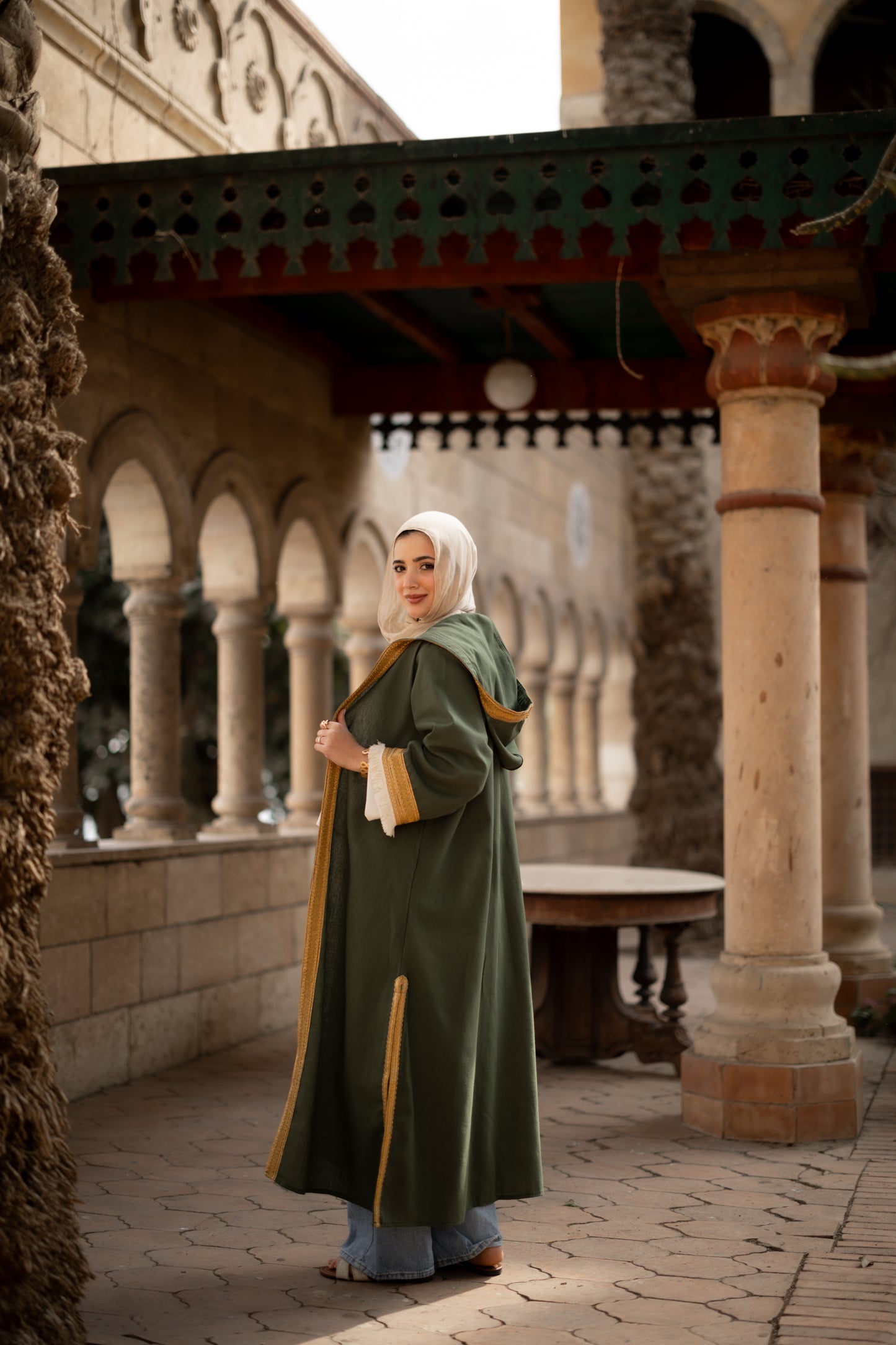 Linen Kaftan Maghrebi in Olive