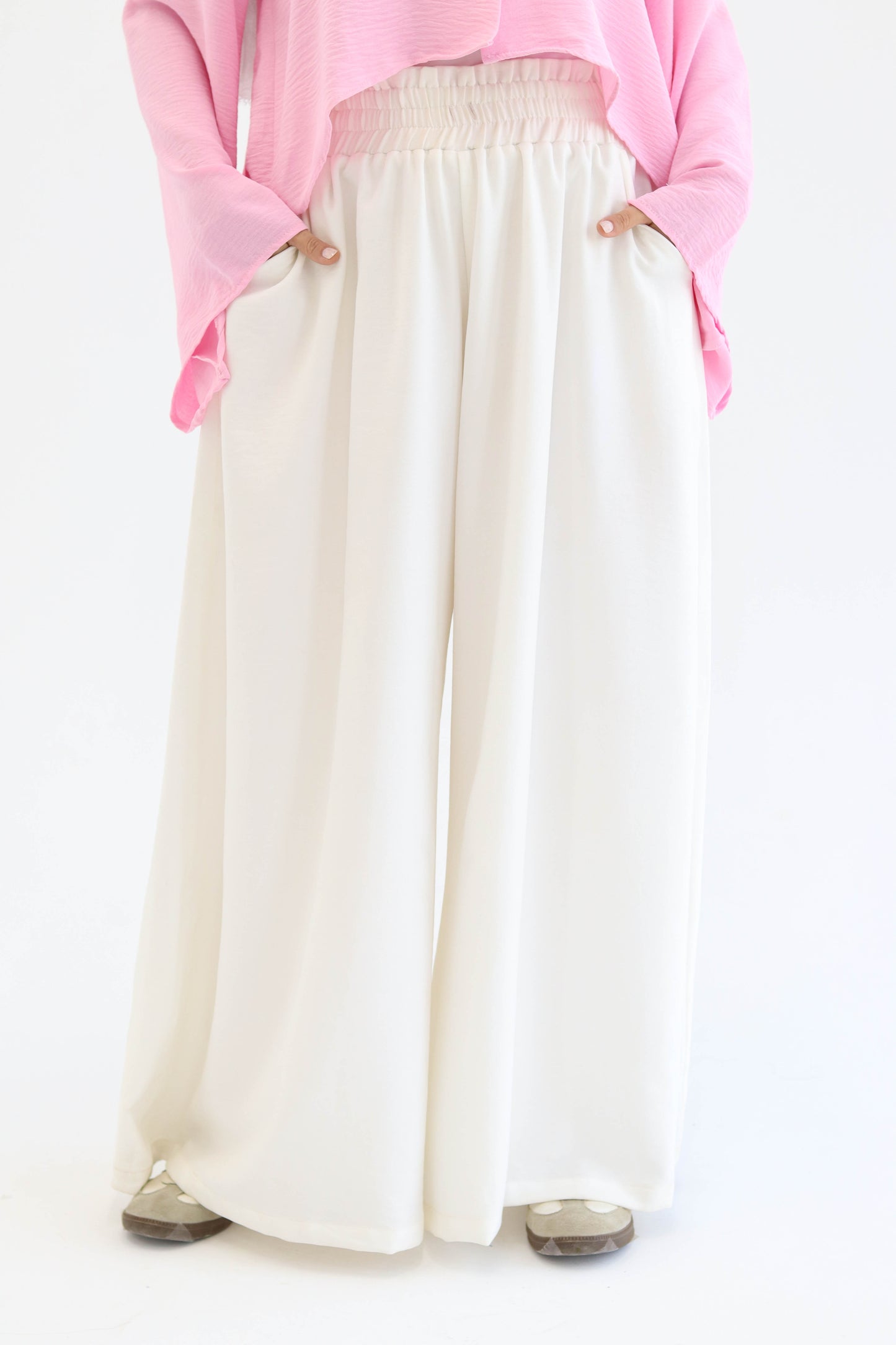 Bundle of Wide Leg Linen Pants in Brown & White