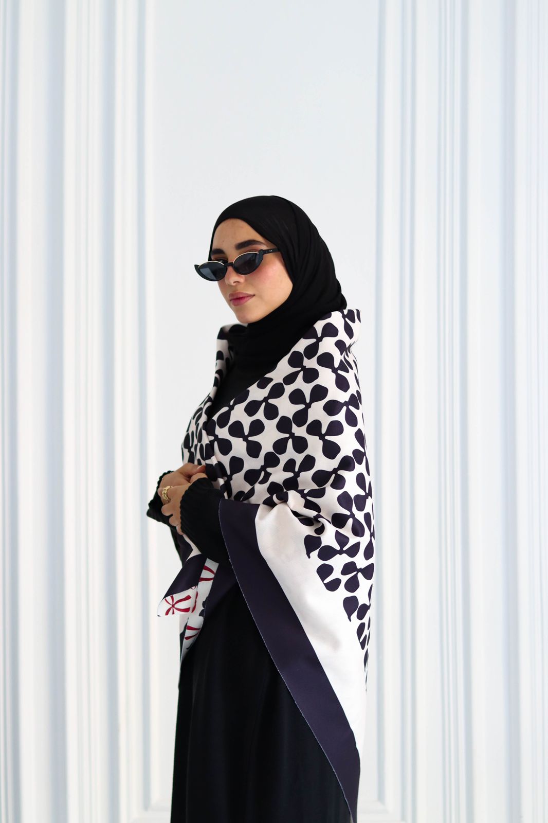 Winter Bows Wool Scarf