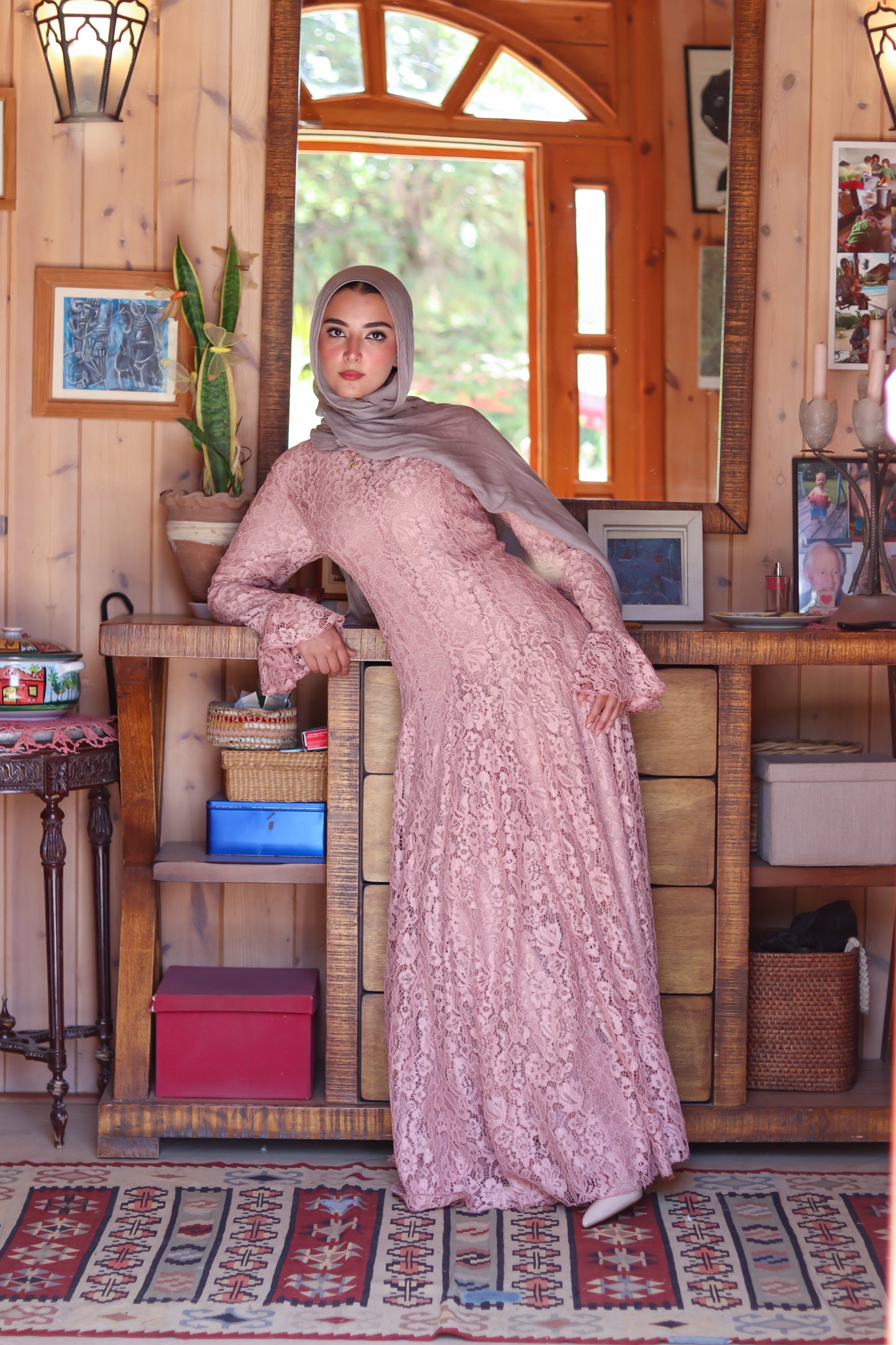 Valencia Lace Gown in Cashmere