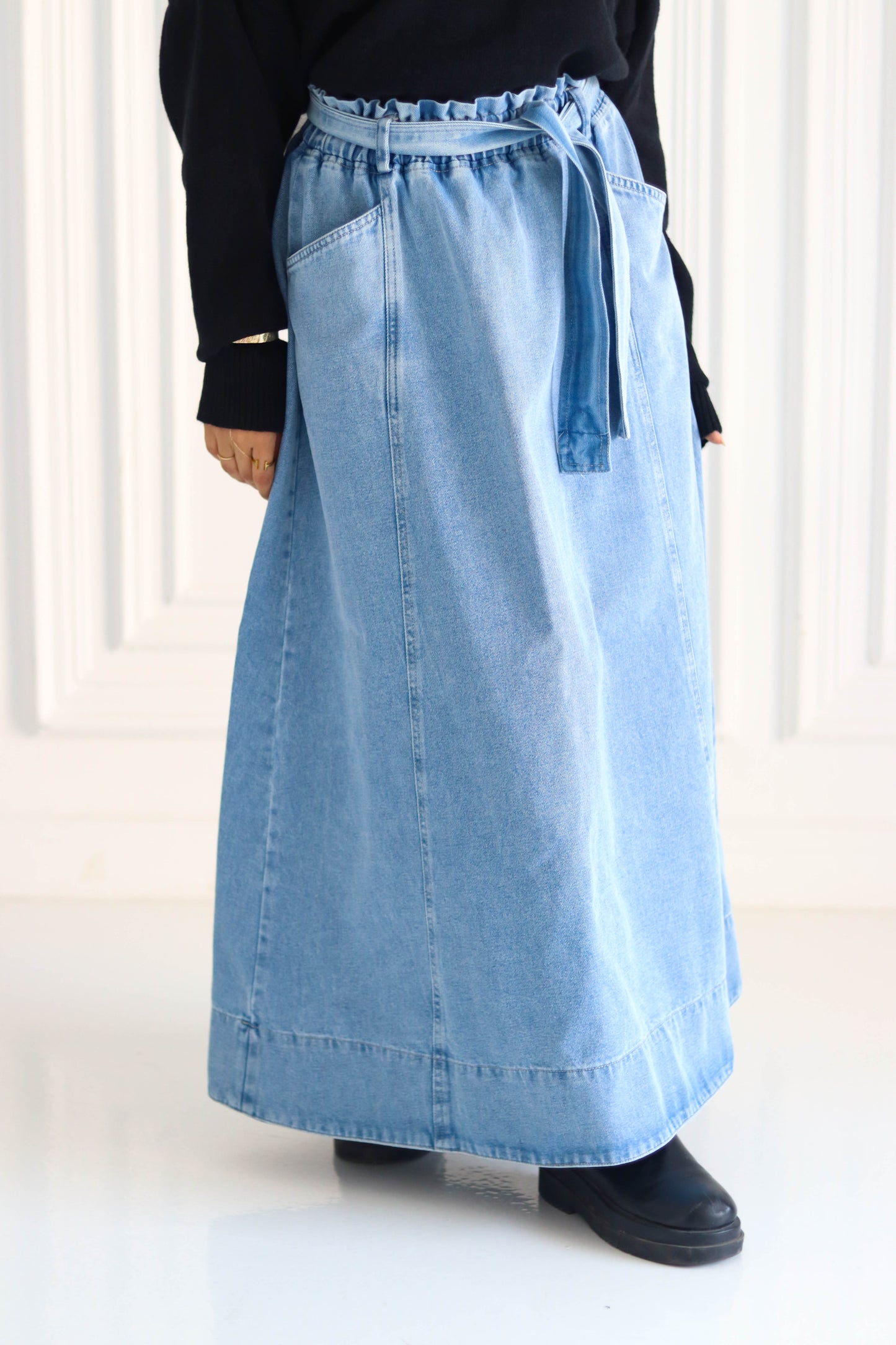 Denim Cloush Skirt in Light Blue