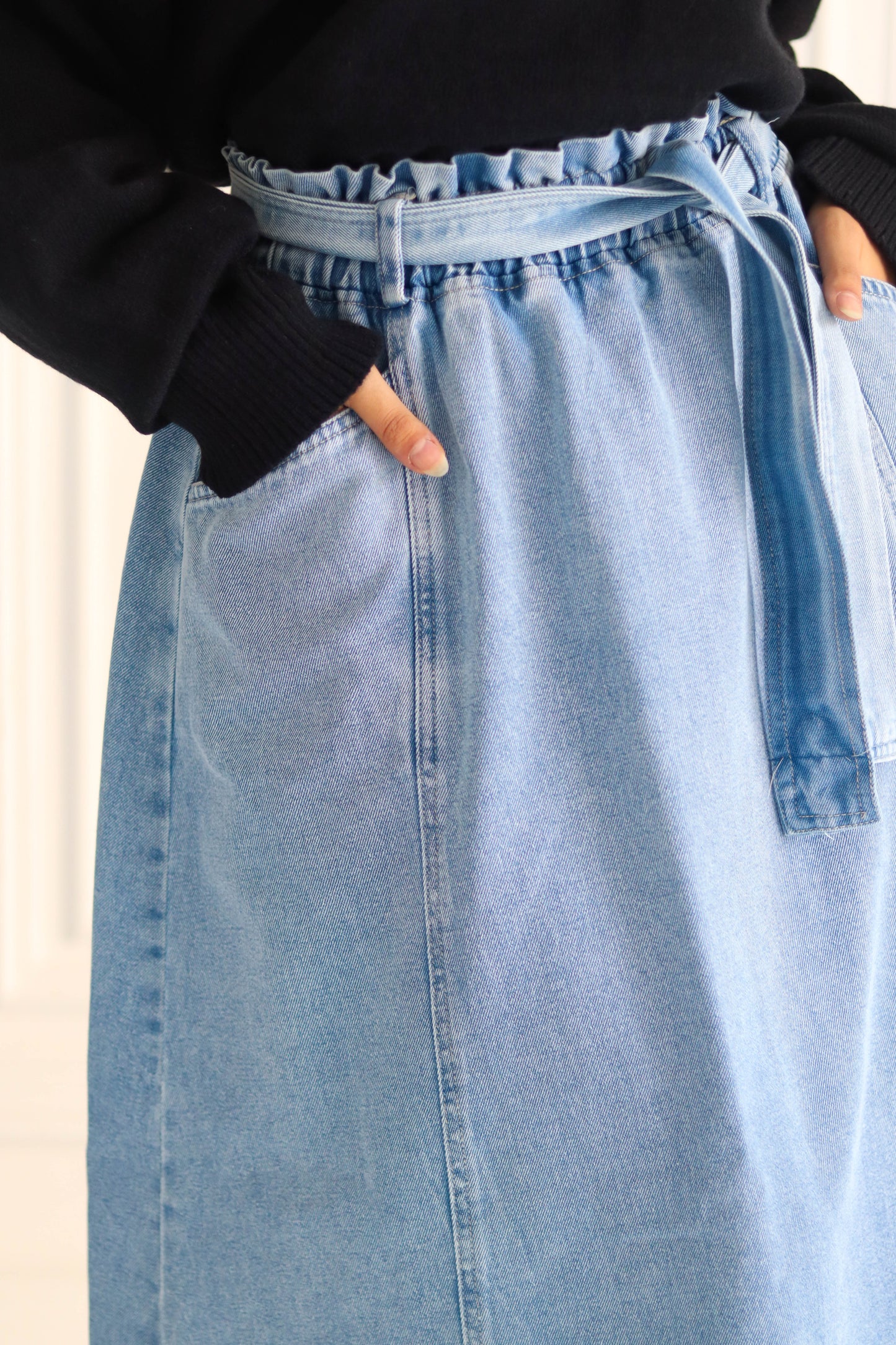 Denim Cloush Skirt in Light Blue