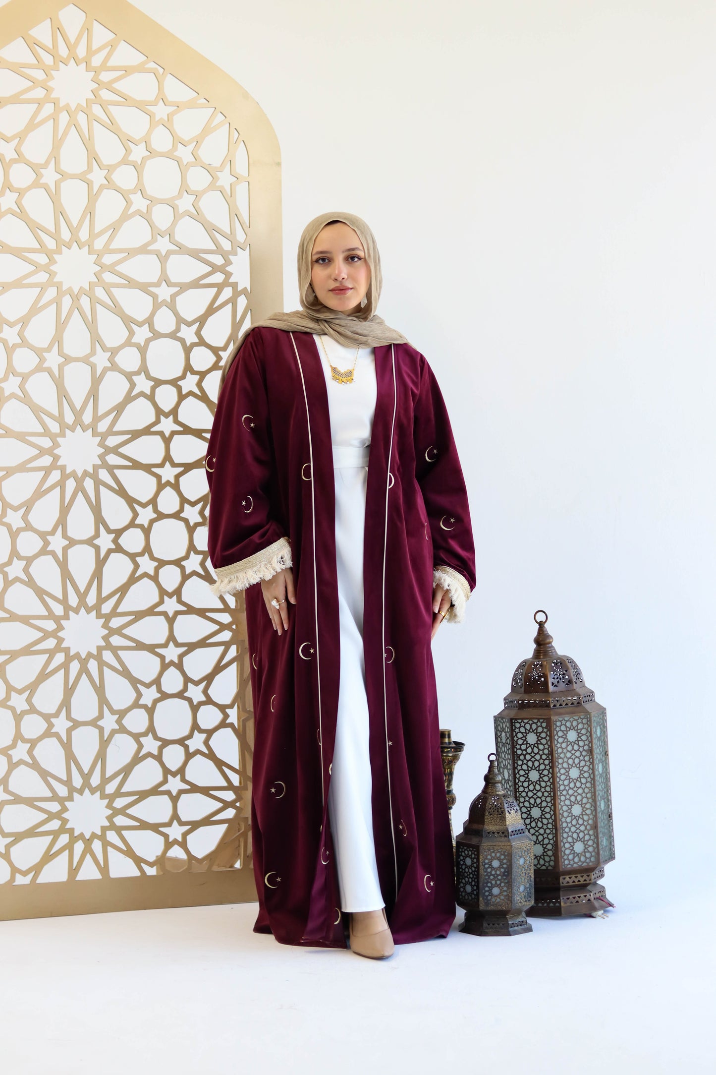 Kaftan Set of Estabraq in Burgundy