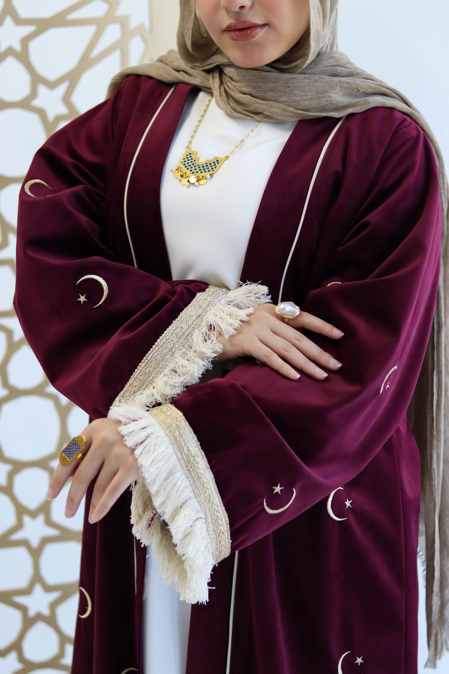 Estabraq Kaftan in Burgundy