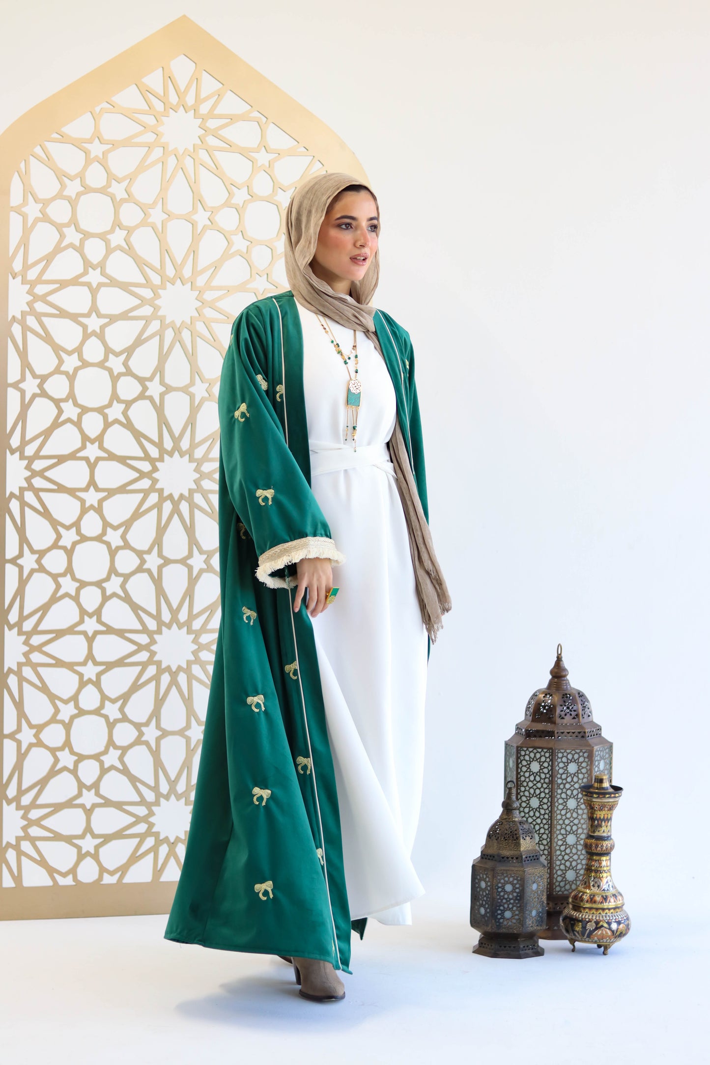 Dorrah Kaftan in Green