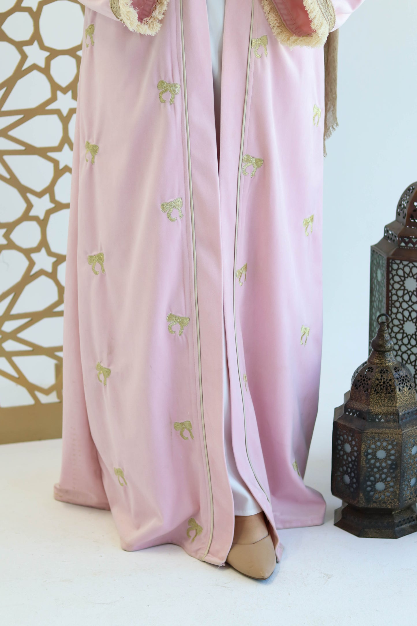 Dorrah Kaftan in Pink