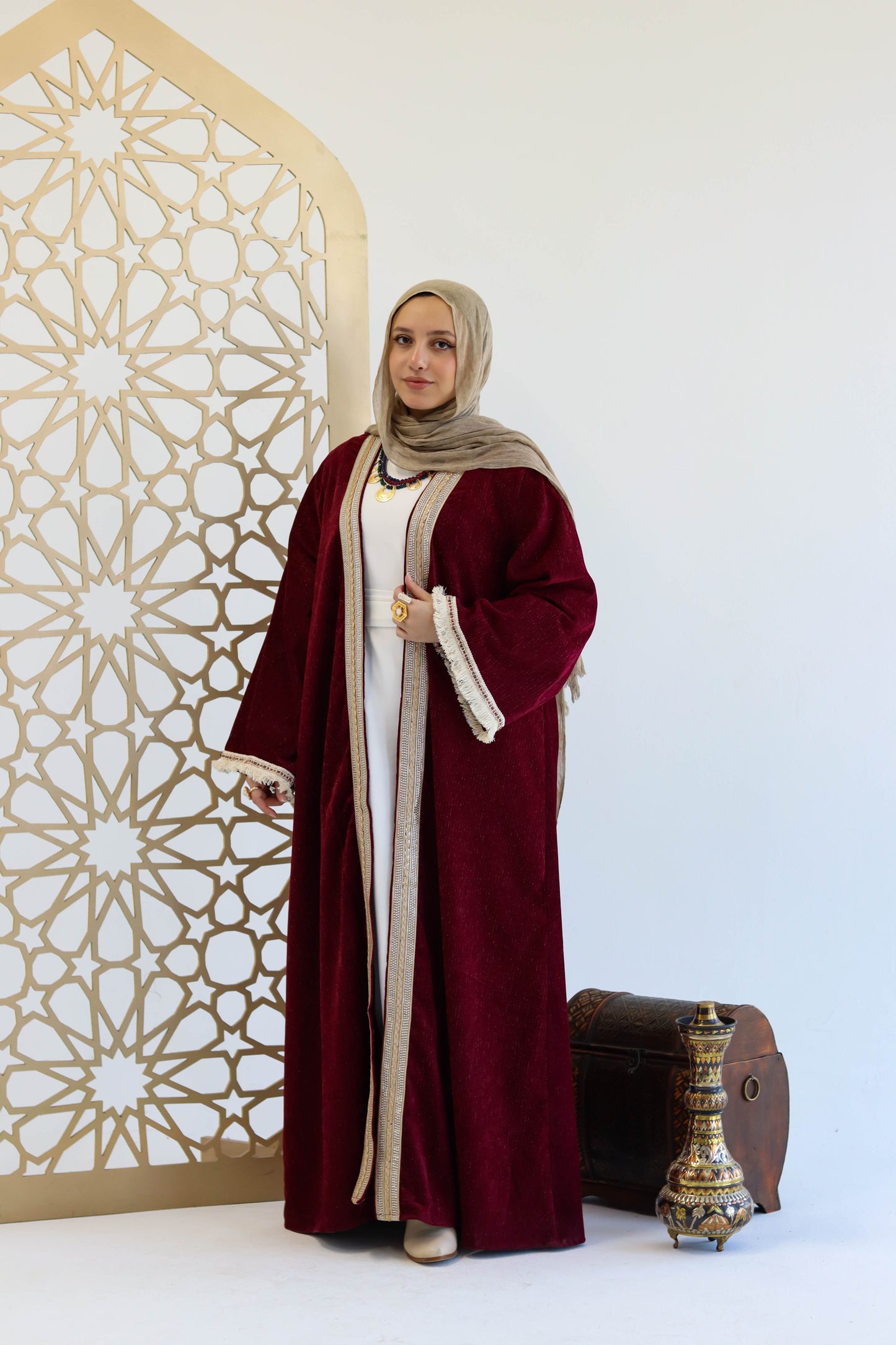 Kaftan Set of Dai AlQamar in Burgundy
