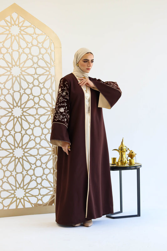 Jouri Kaftan in Brown