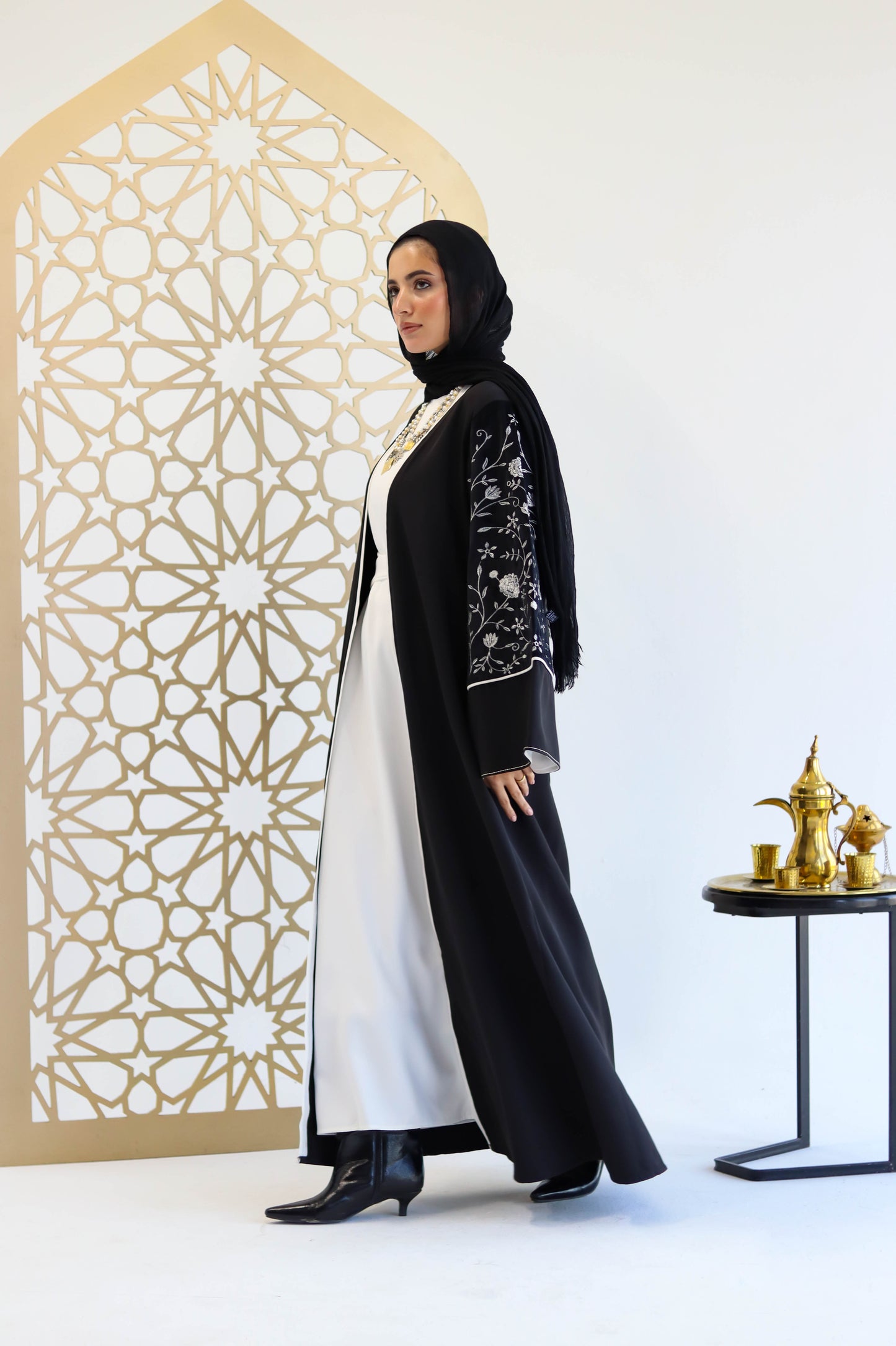 Kaftan Set of Jouri in Black