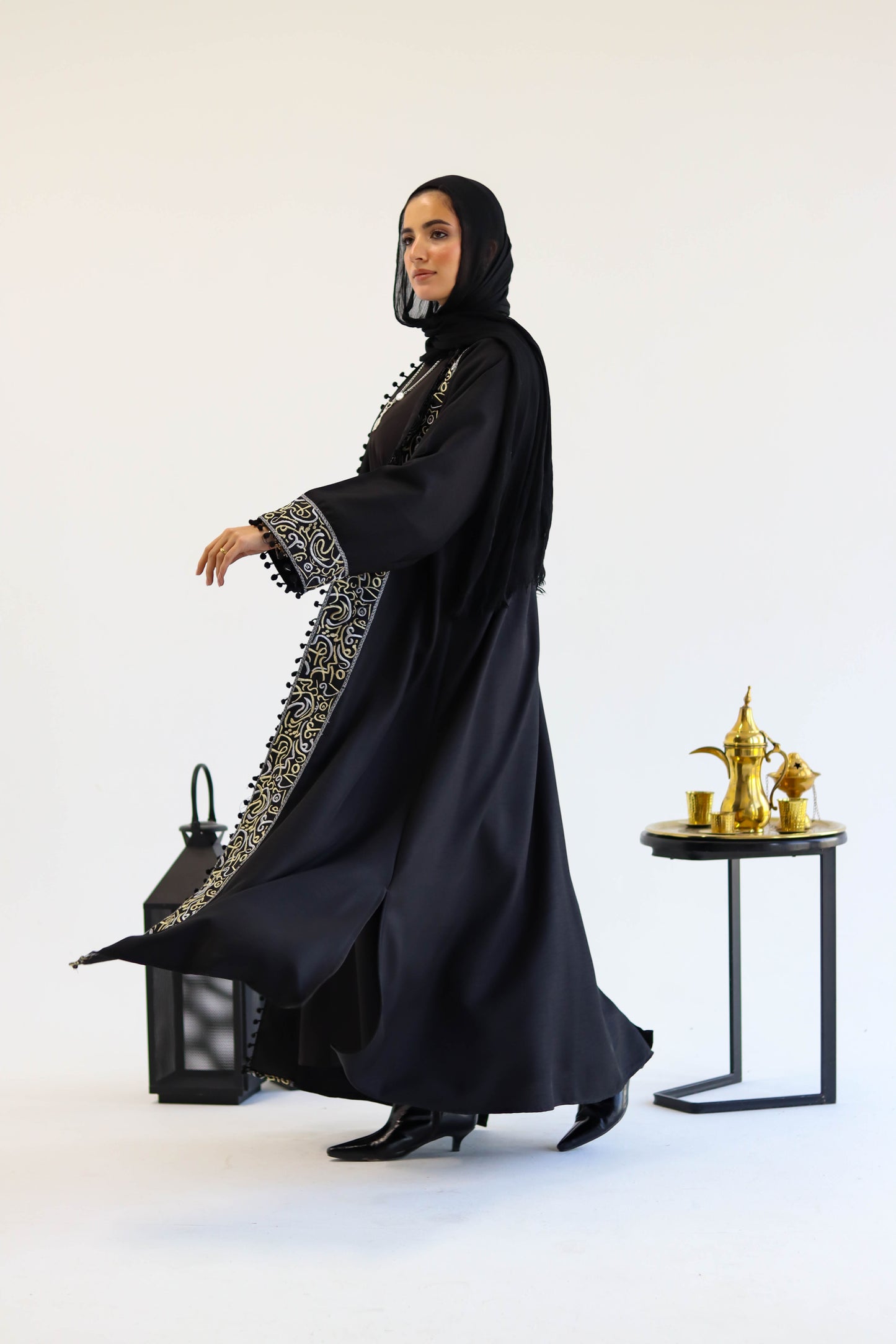 Qamar AlZaman ِKaftan in Black