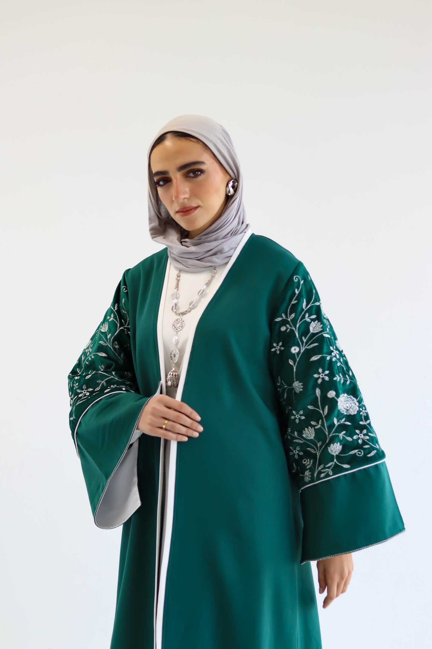 Jouri Kaftan in Royal Green