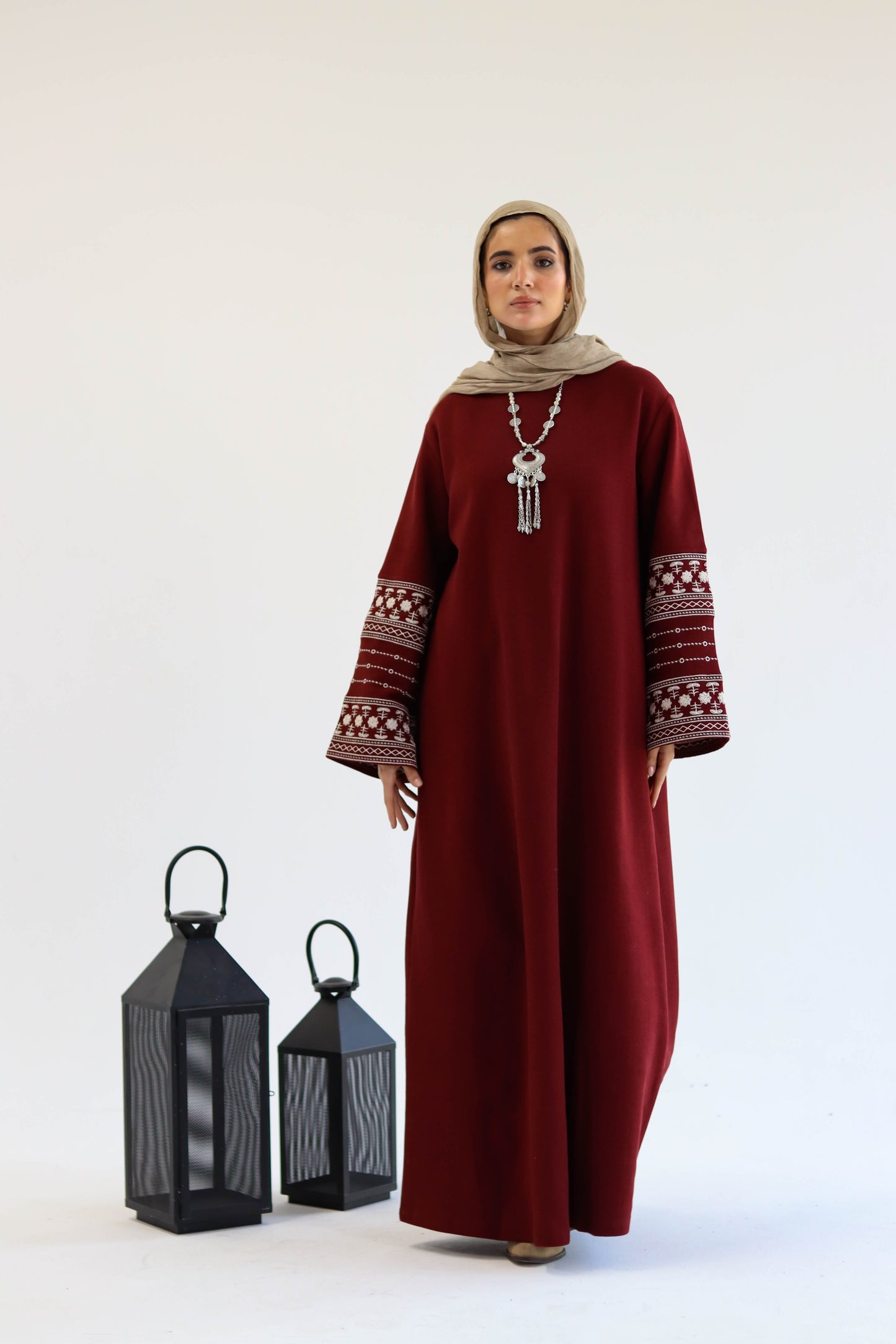 Deebaje Abaya in Burgundy