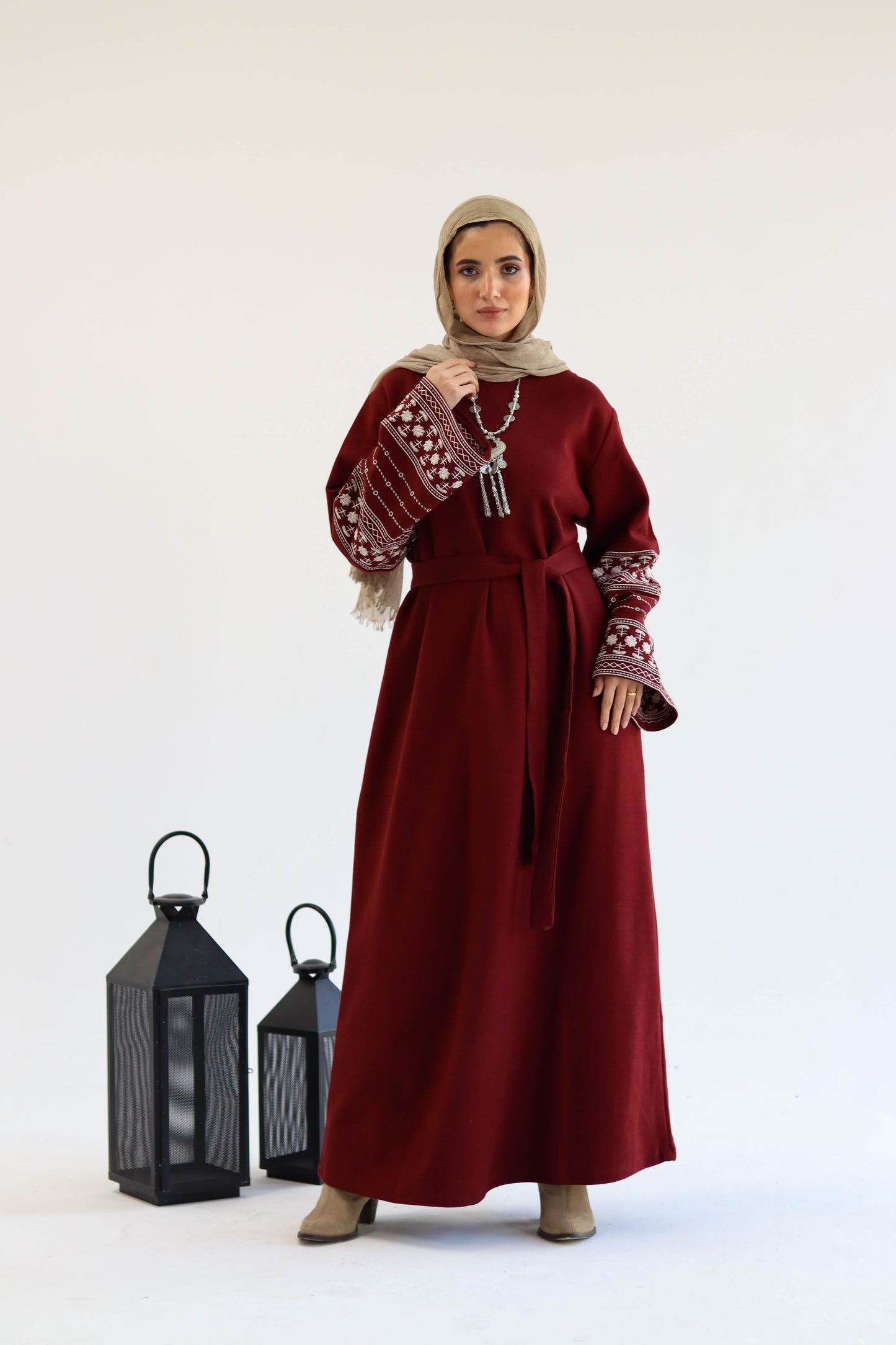 Deebaje Abaya in Burgundy