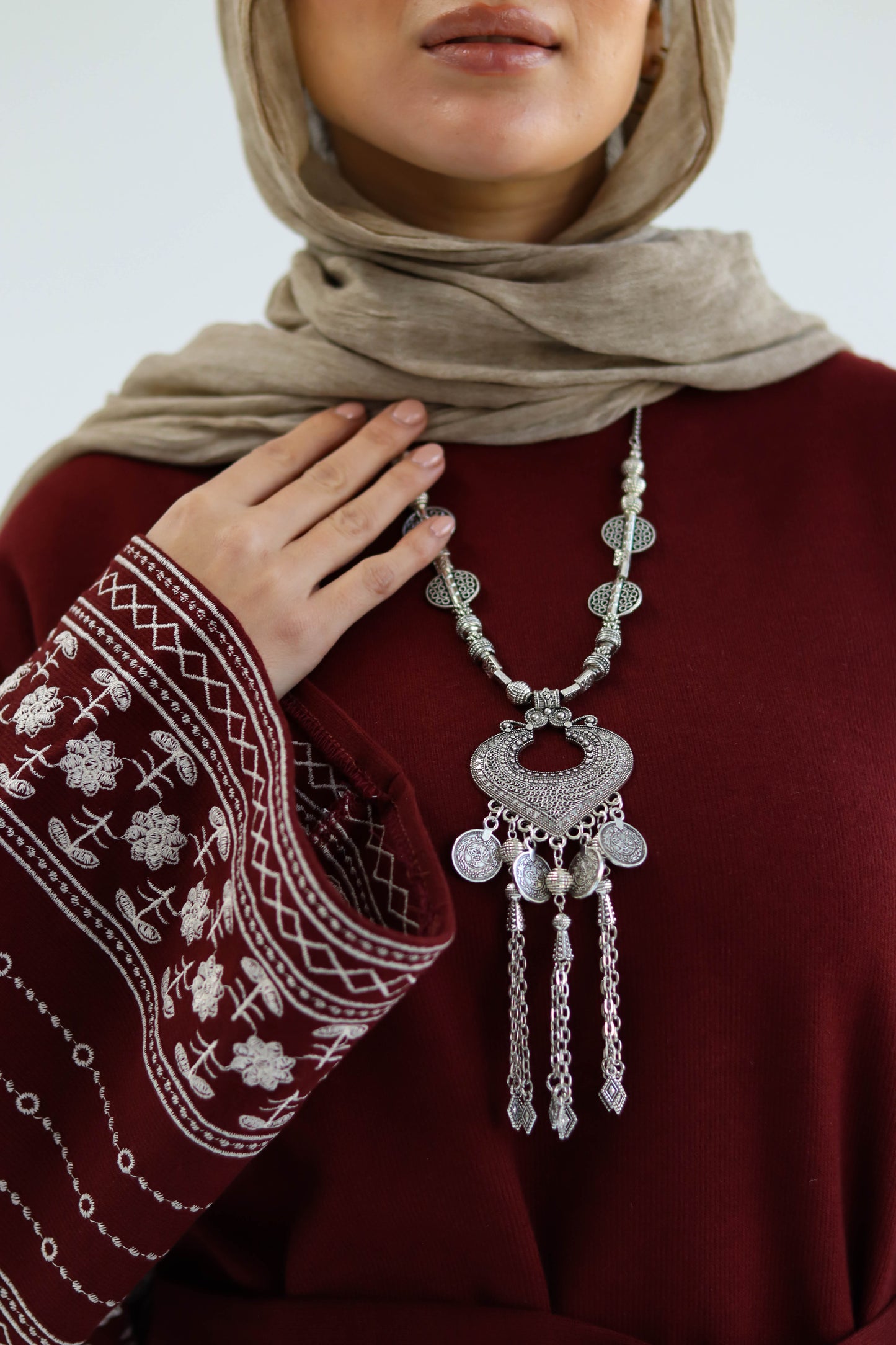 Deebaje Abaya in Burgundy