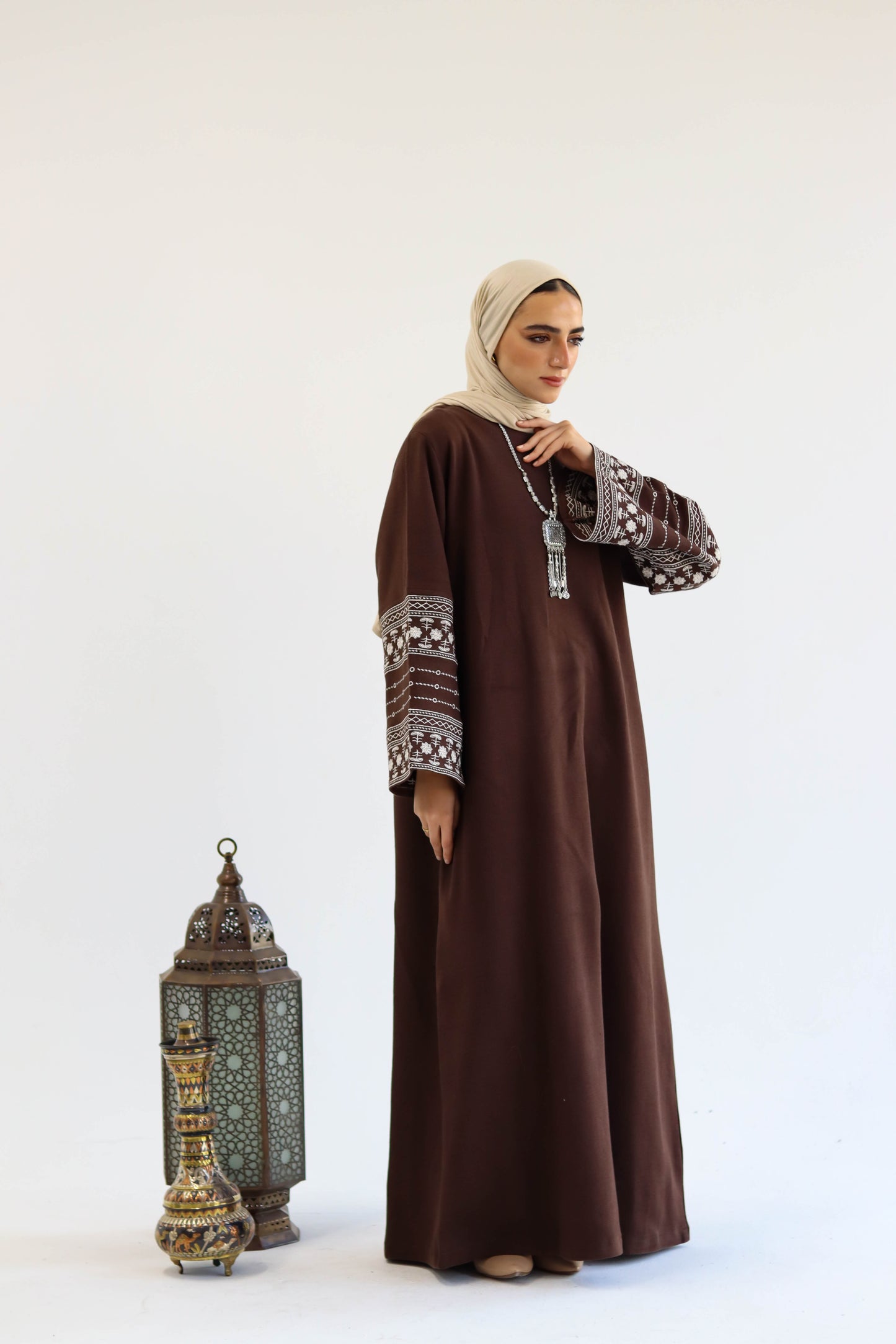Deebaje Abaya in Brown