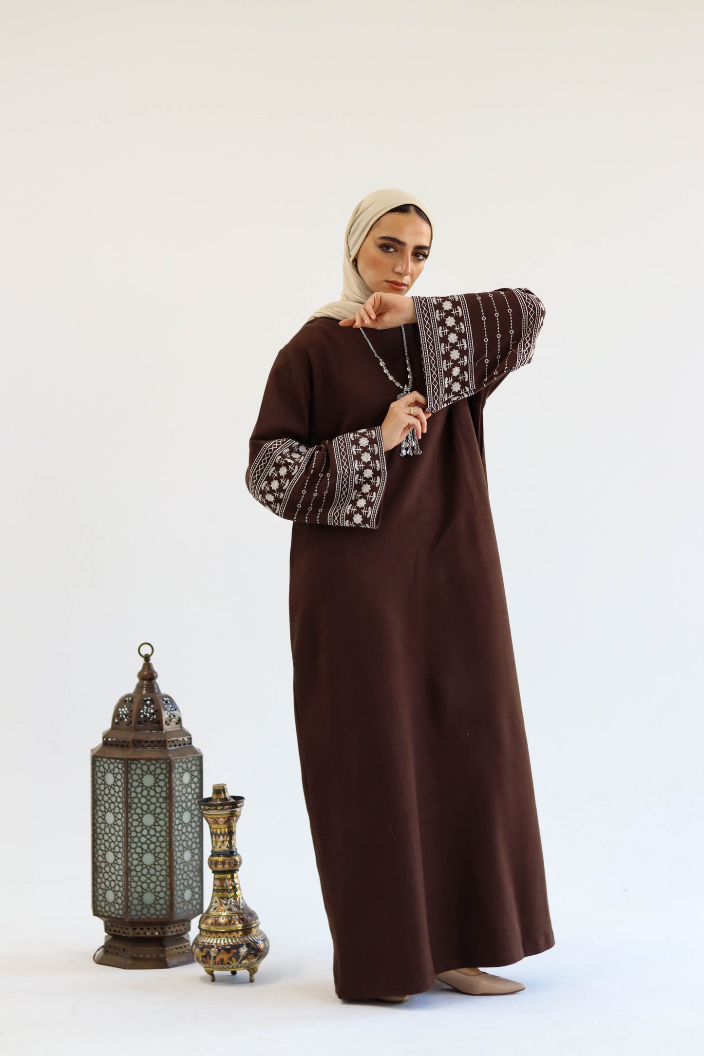 Deebaje Abaya in Brown