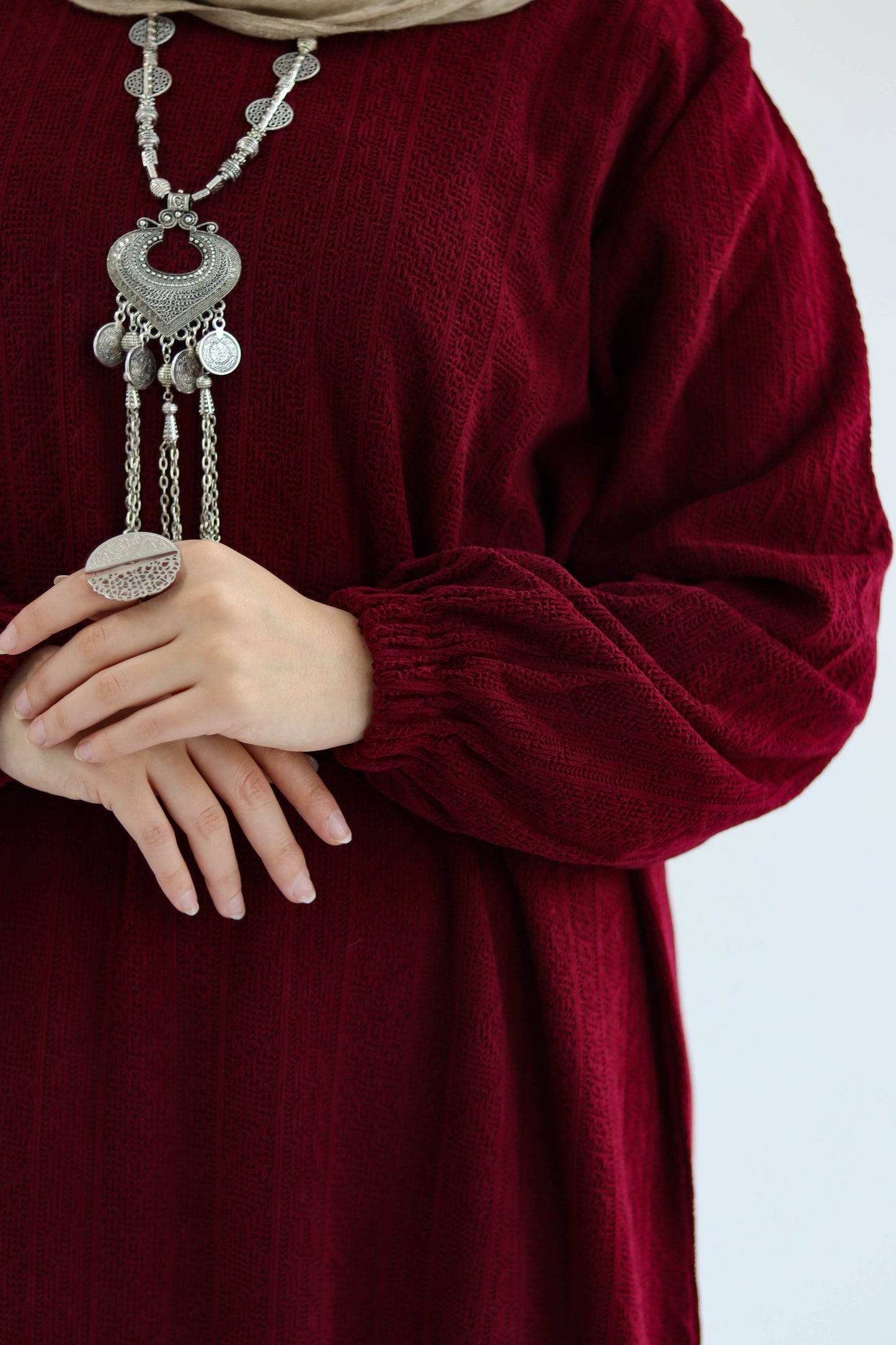 Kaftan Set of Sukoon in Burgundy