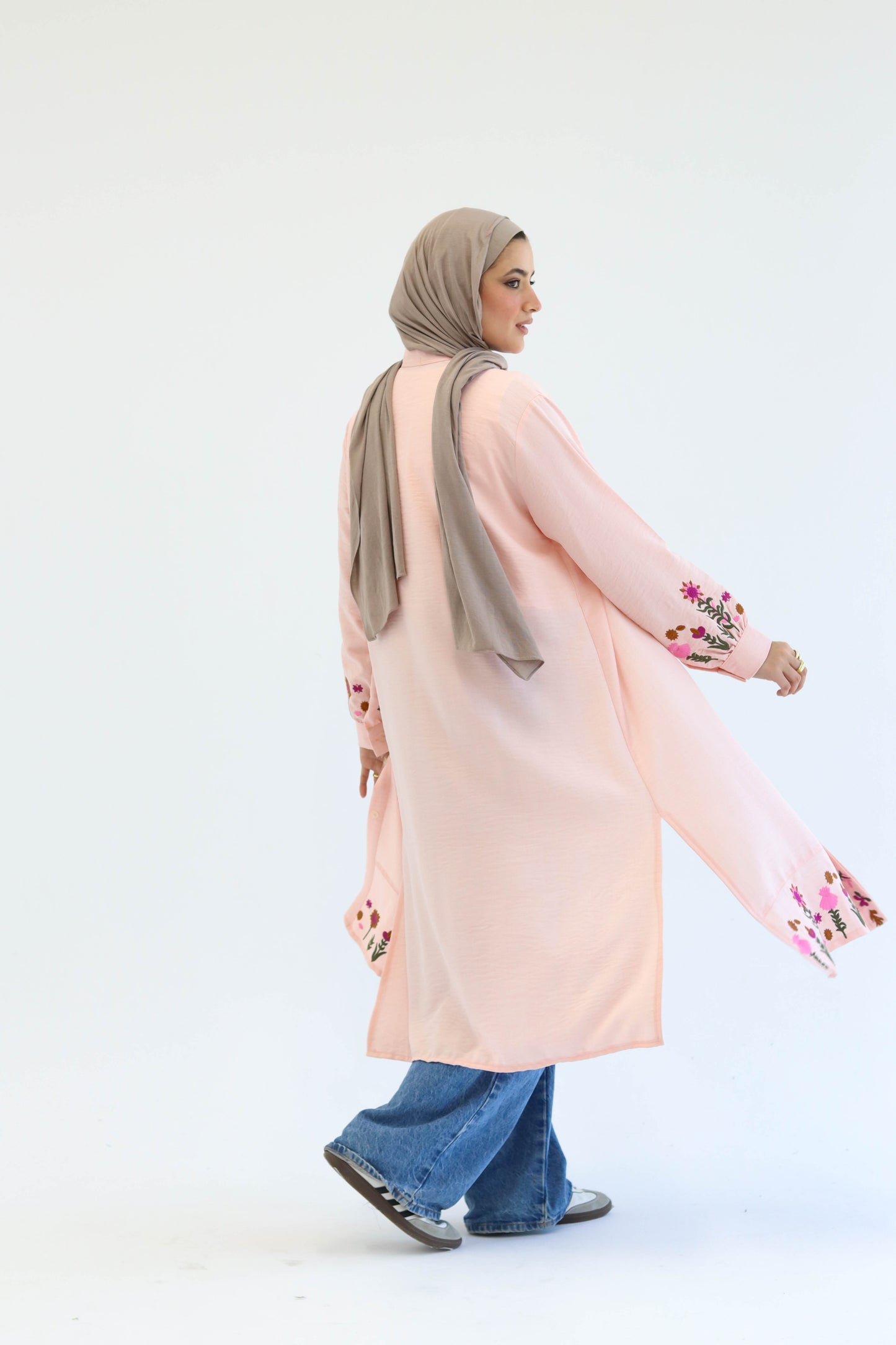 Floral Embroidered Linen Chemise in Pink
