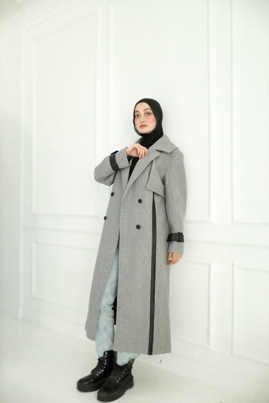 Winter Coat in Grey with leather details