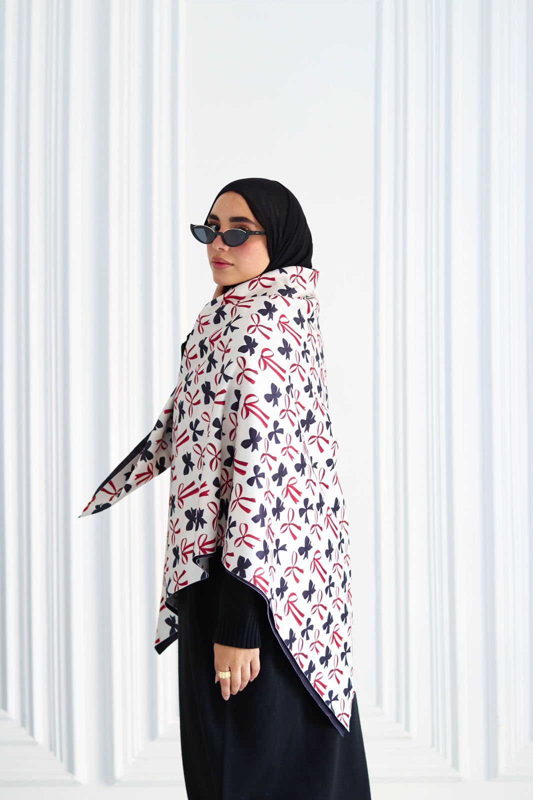 Winter Bows Wool Scarf