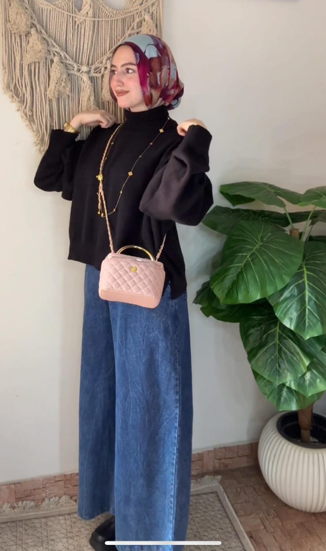 Essential High-Neck Wool Top in Black