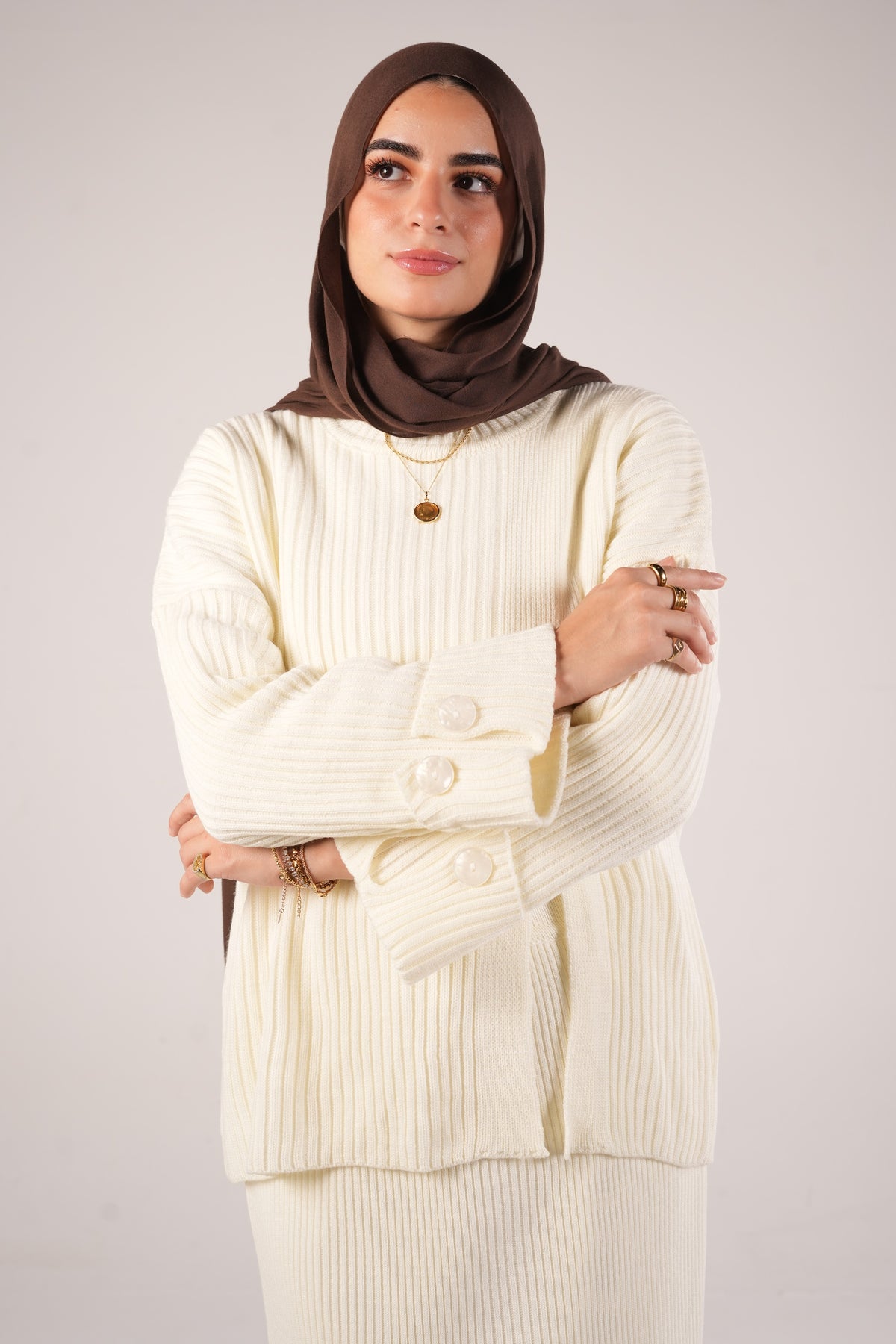 Button Tale Set in Off-White
