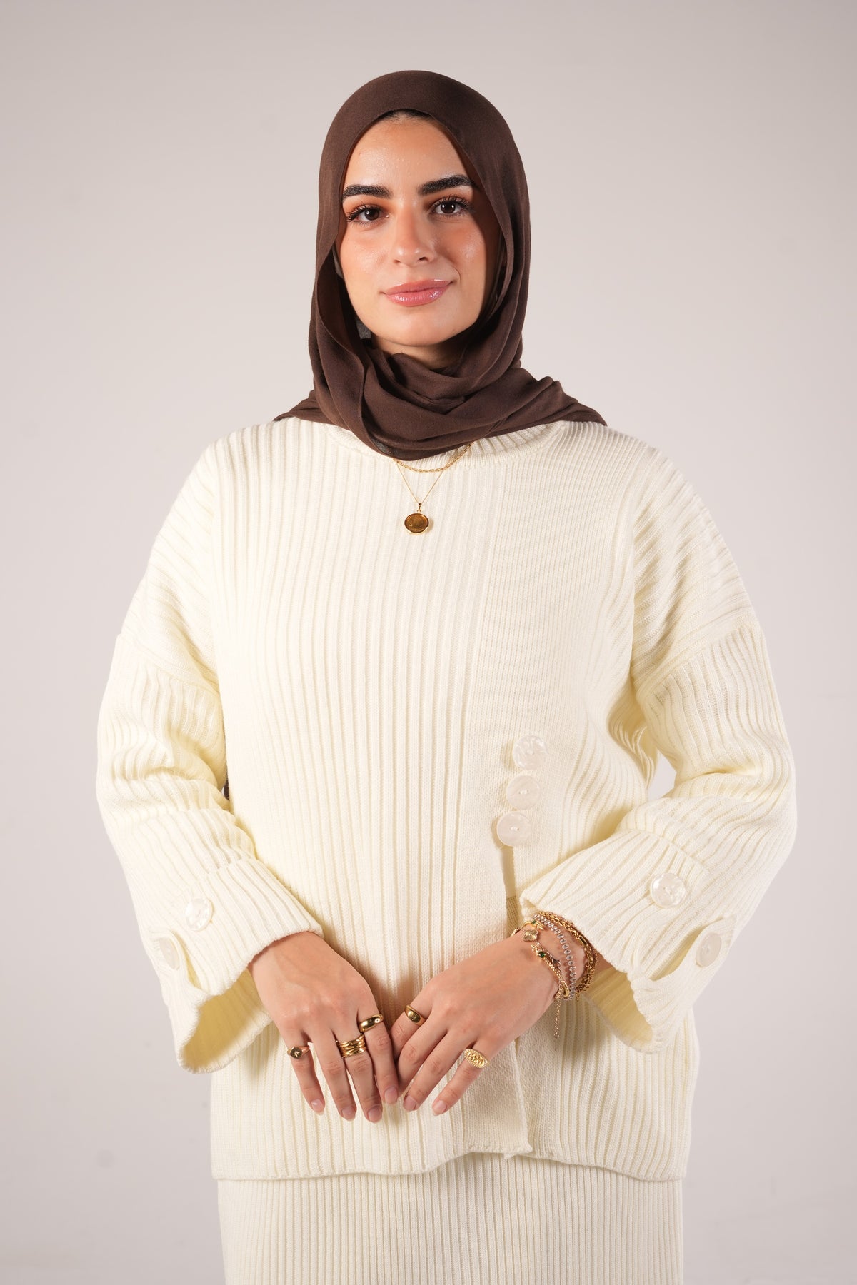 Button Tale Set in Off-White