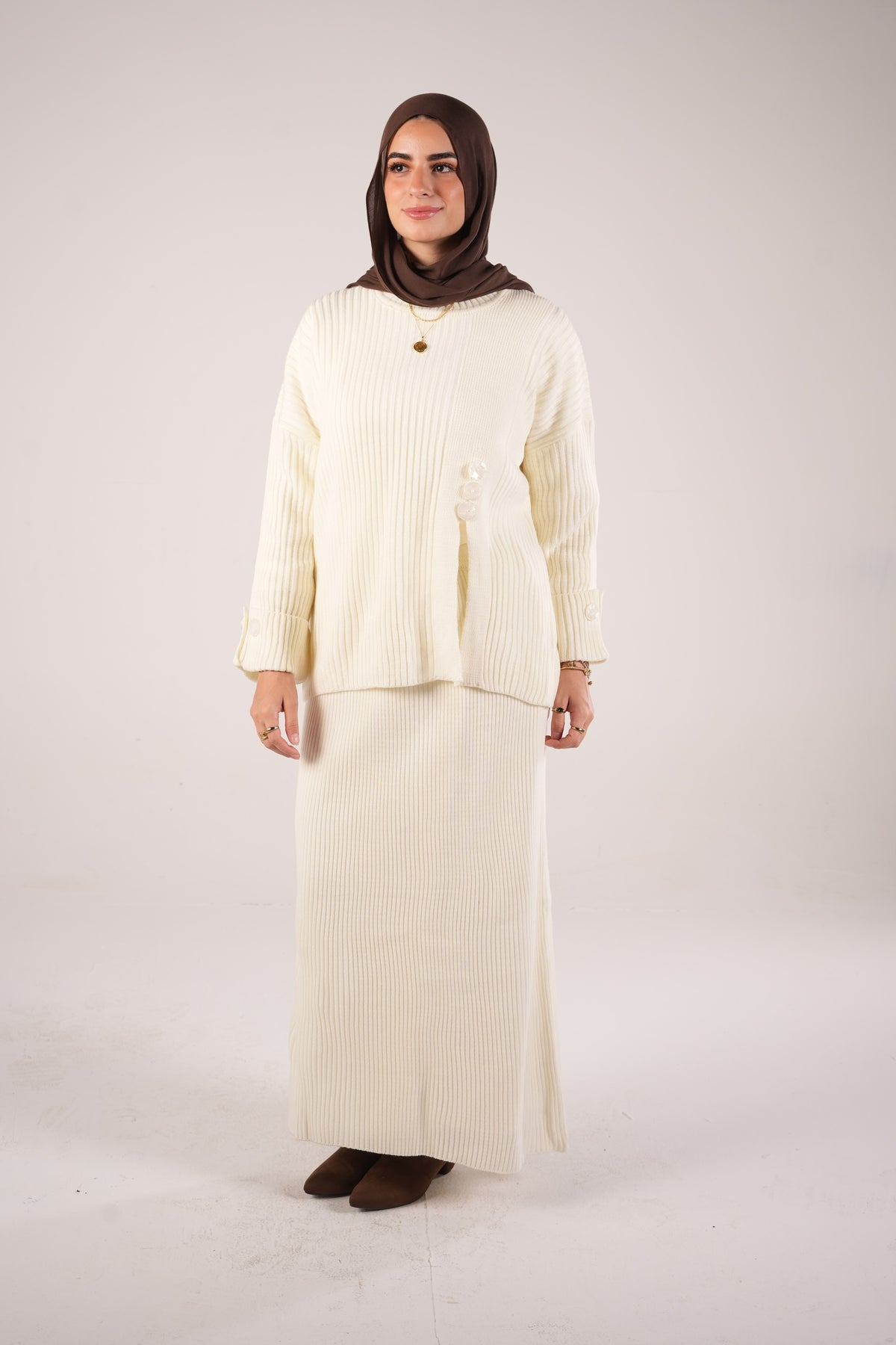Button Tale Set in Off-White