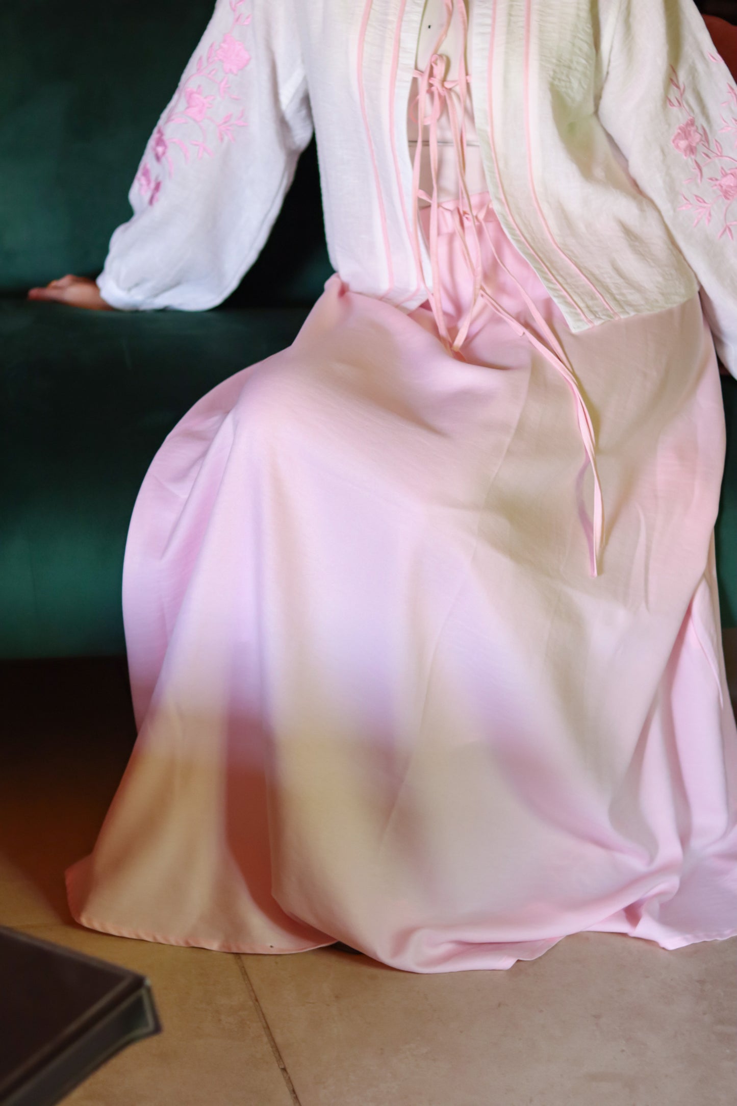 Capri Embroidered Set in Pink