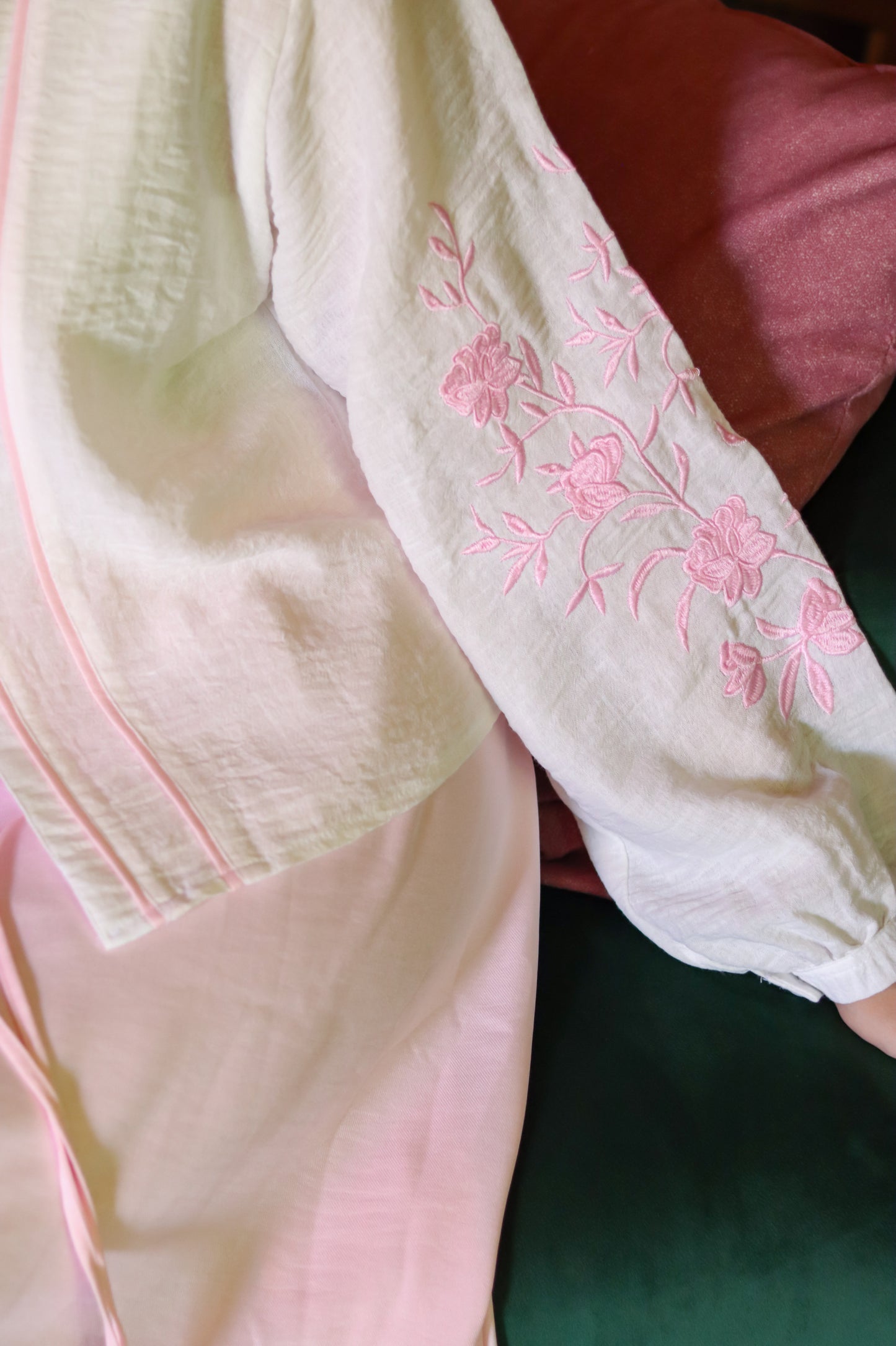 Capri Embroidered Set in Pink