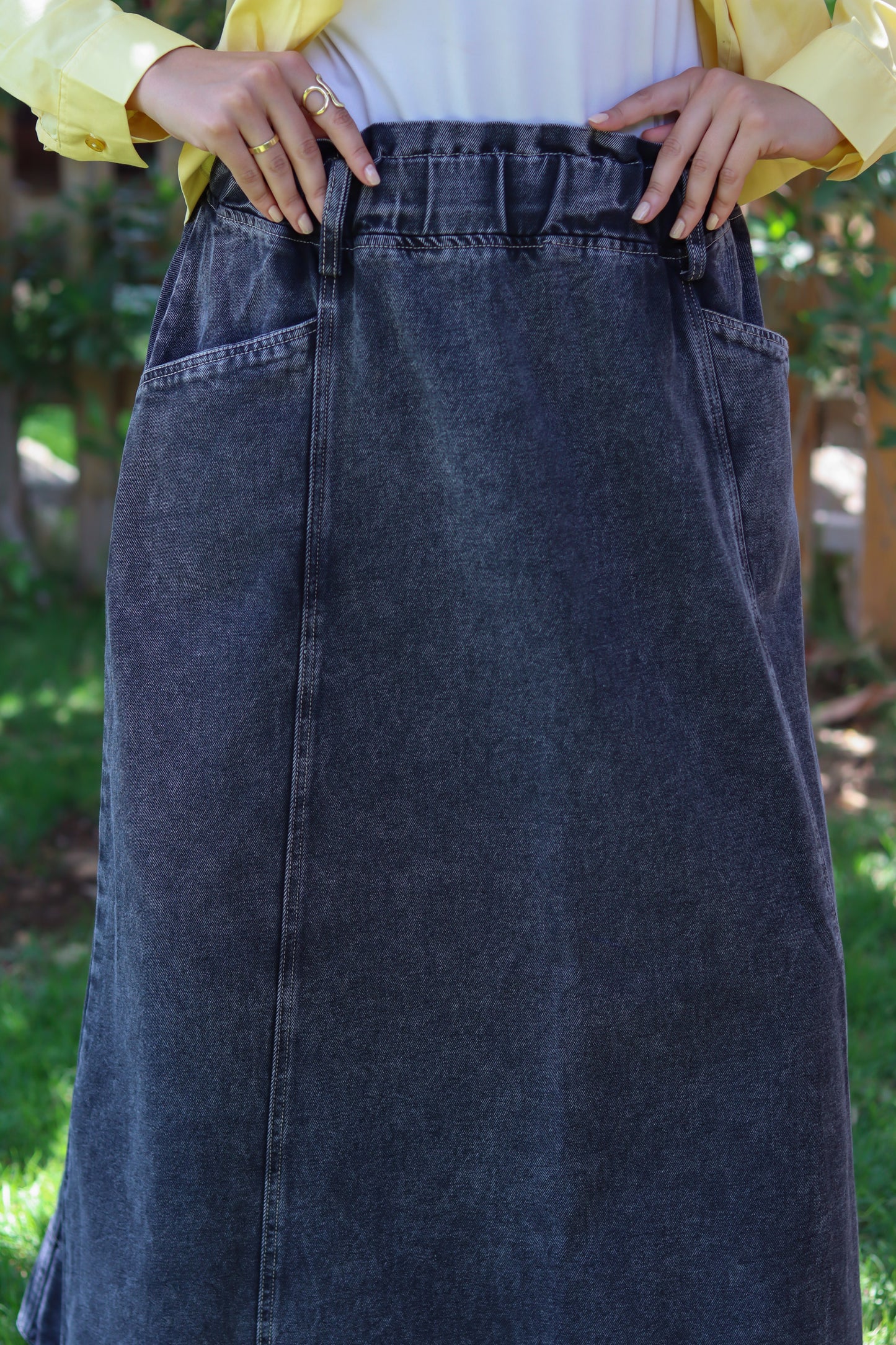 Denim Cloush Skirt in Grey