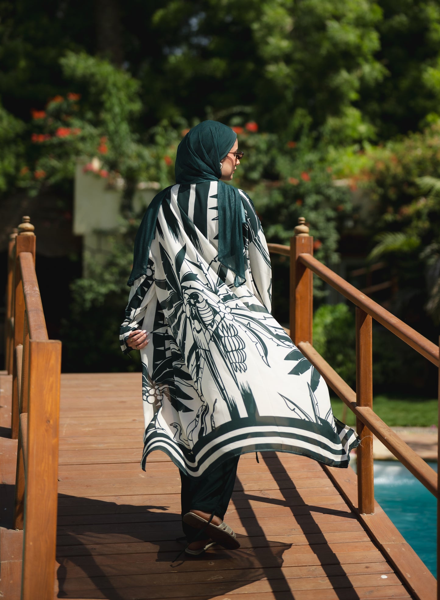 Palm Chiffon kimono in Green