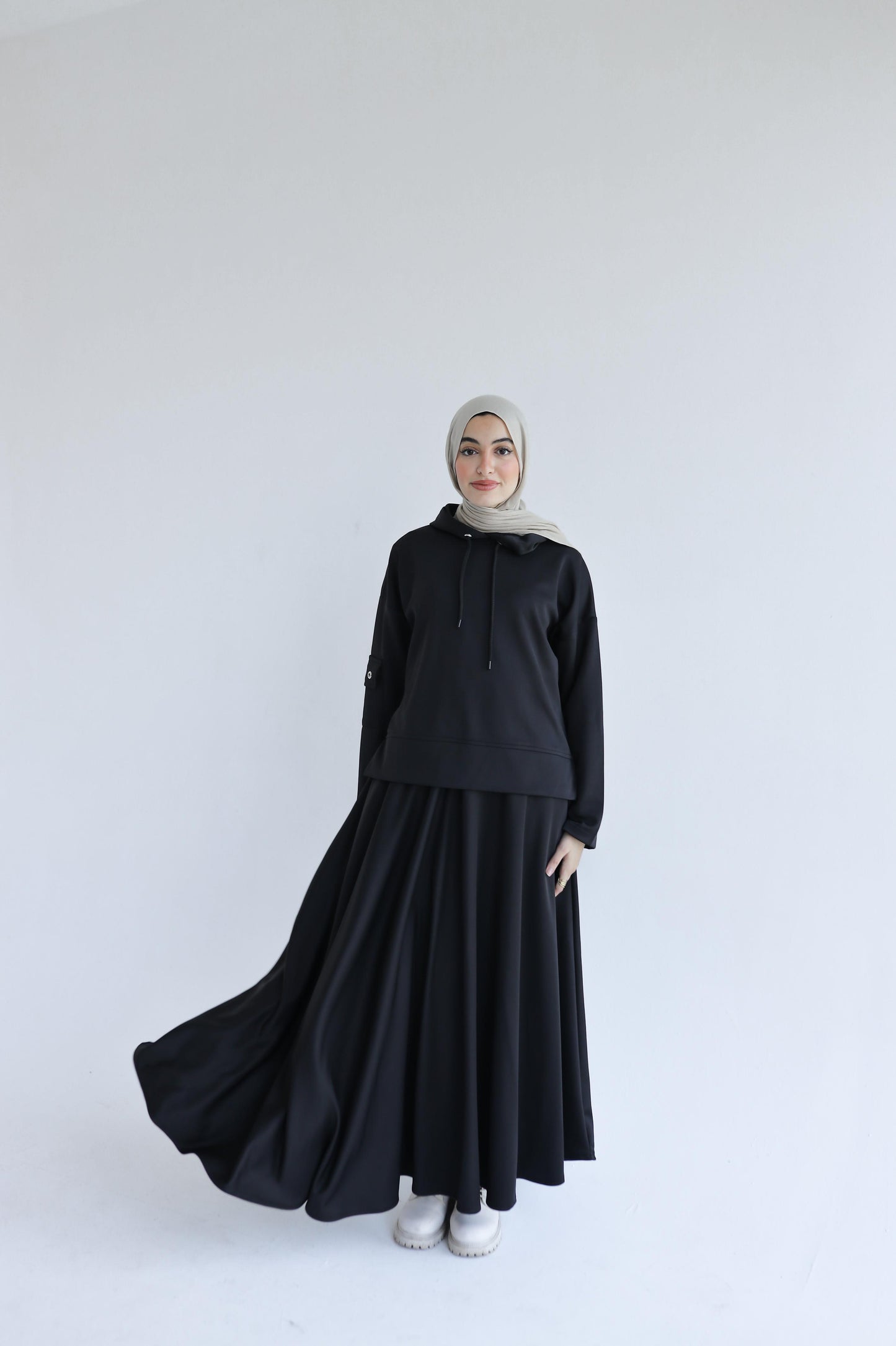 Casual Winter Sweatshirt in Black (sweatshirt Only)