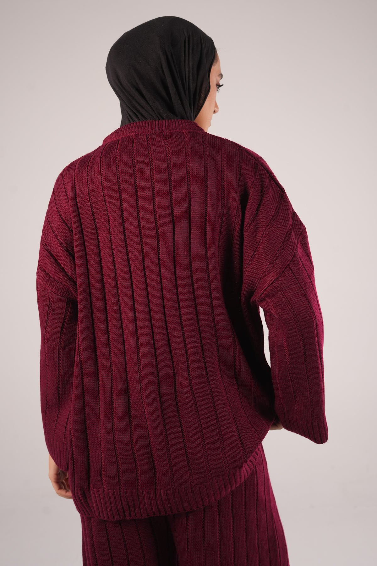 Tara Wool Set in Burgundy