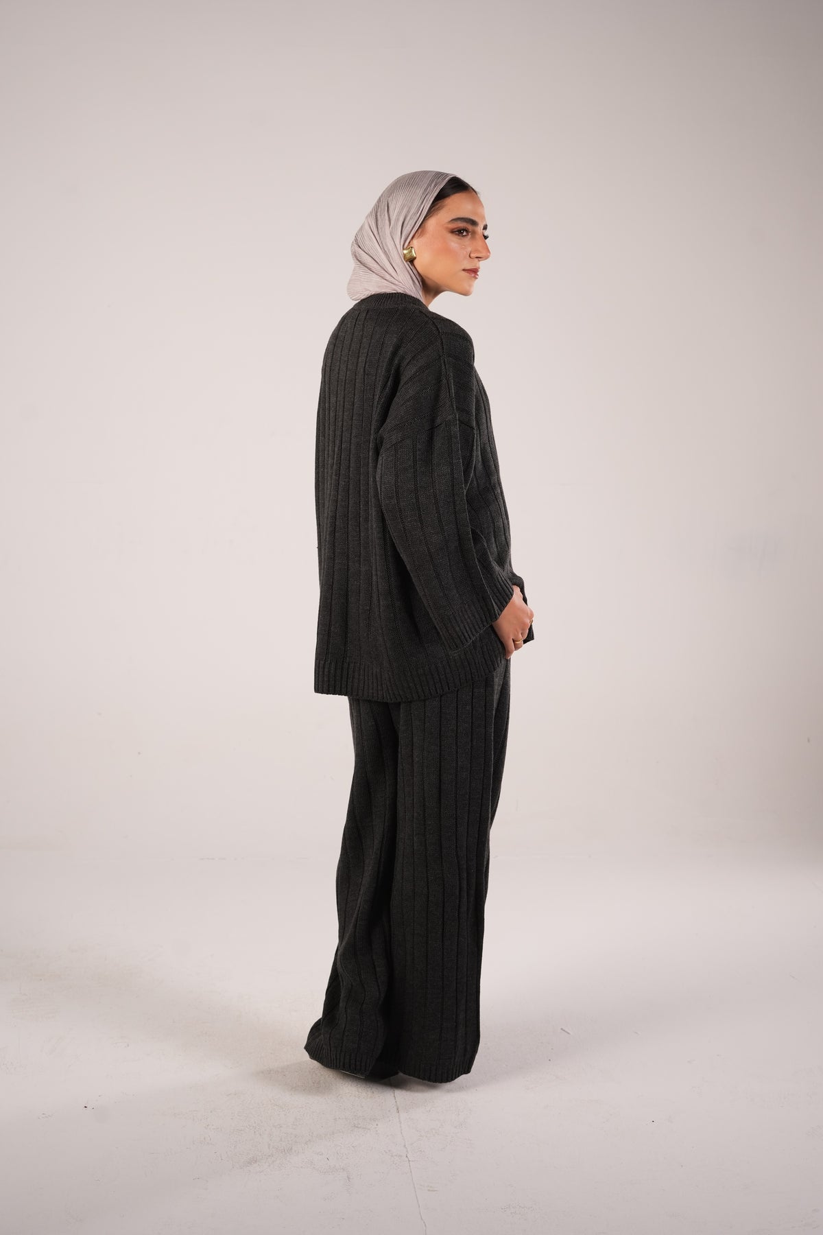 Tara Wool Set in Gray