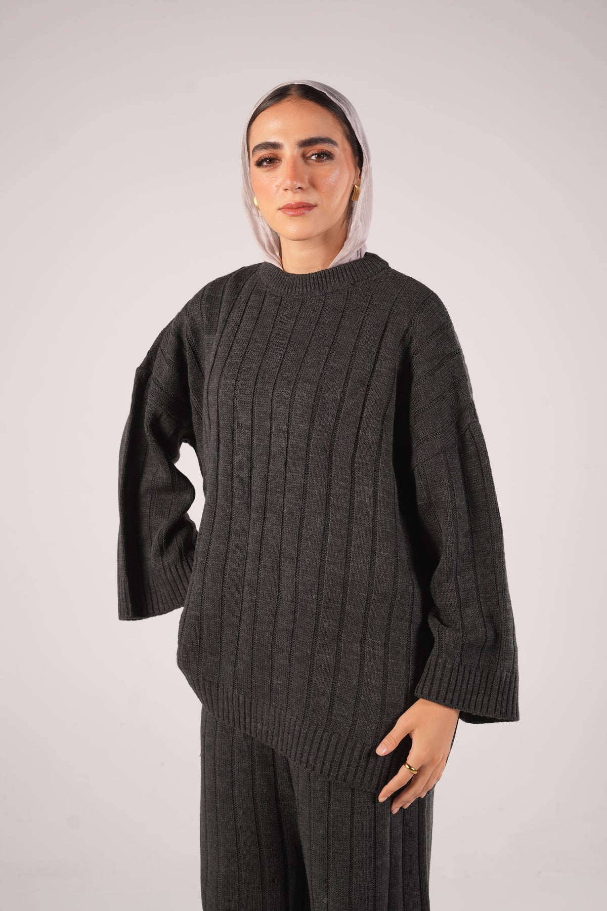 Tara Wool Set in Gray