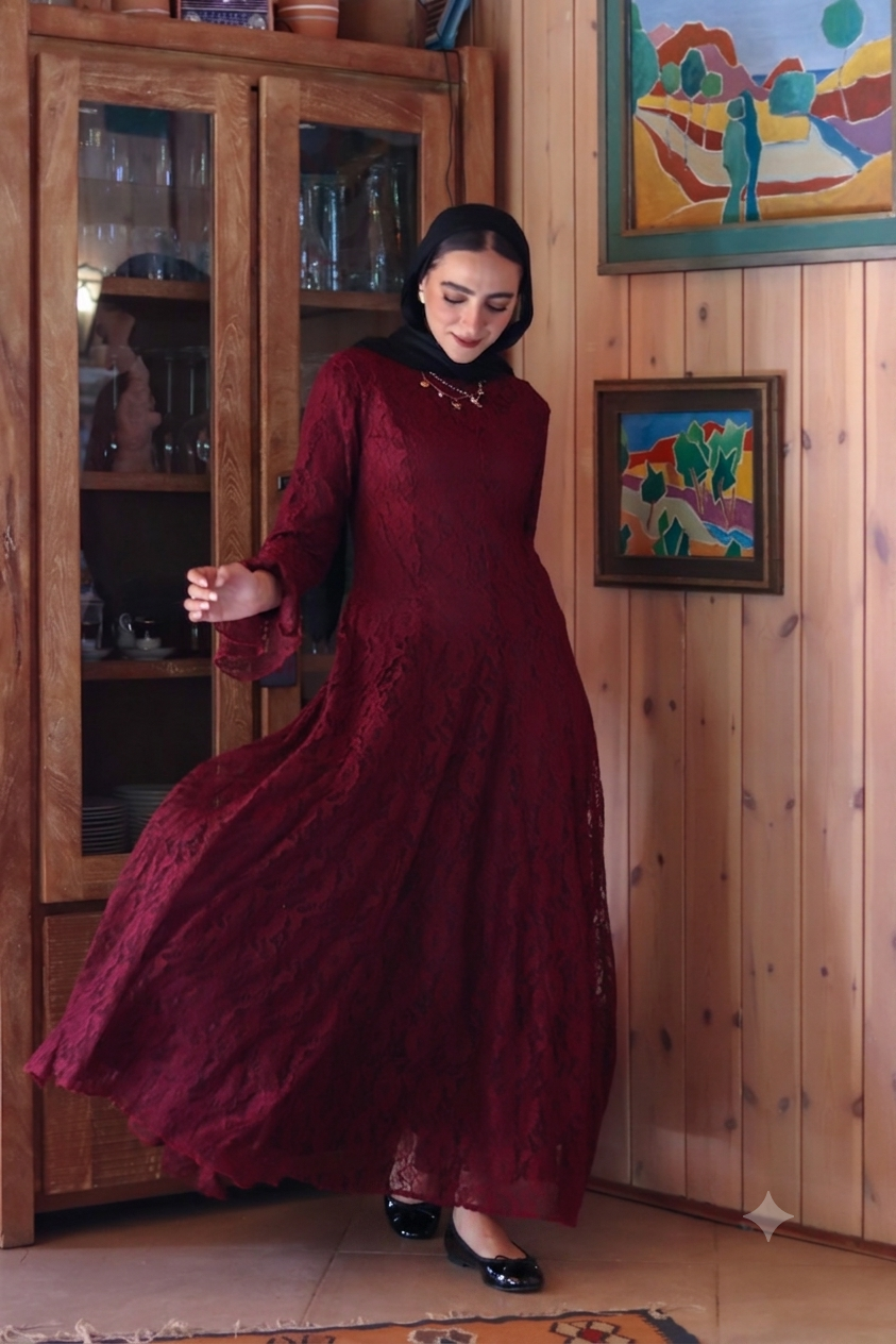 Valencia Lace Gown in Burgundy